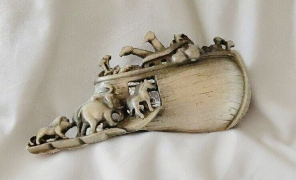 Vintage AJC Pewter 3 D Biblical Noah's Ark & Animals Walking up Ramp PIN Brooch